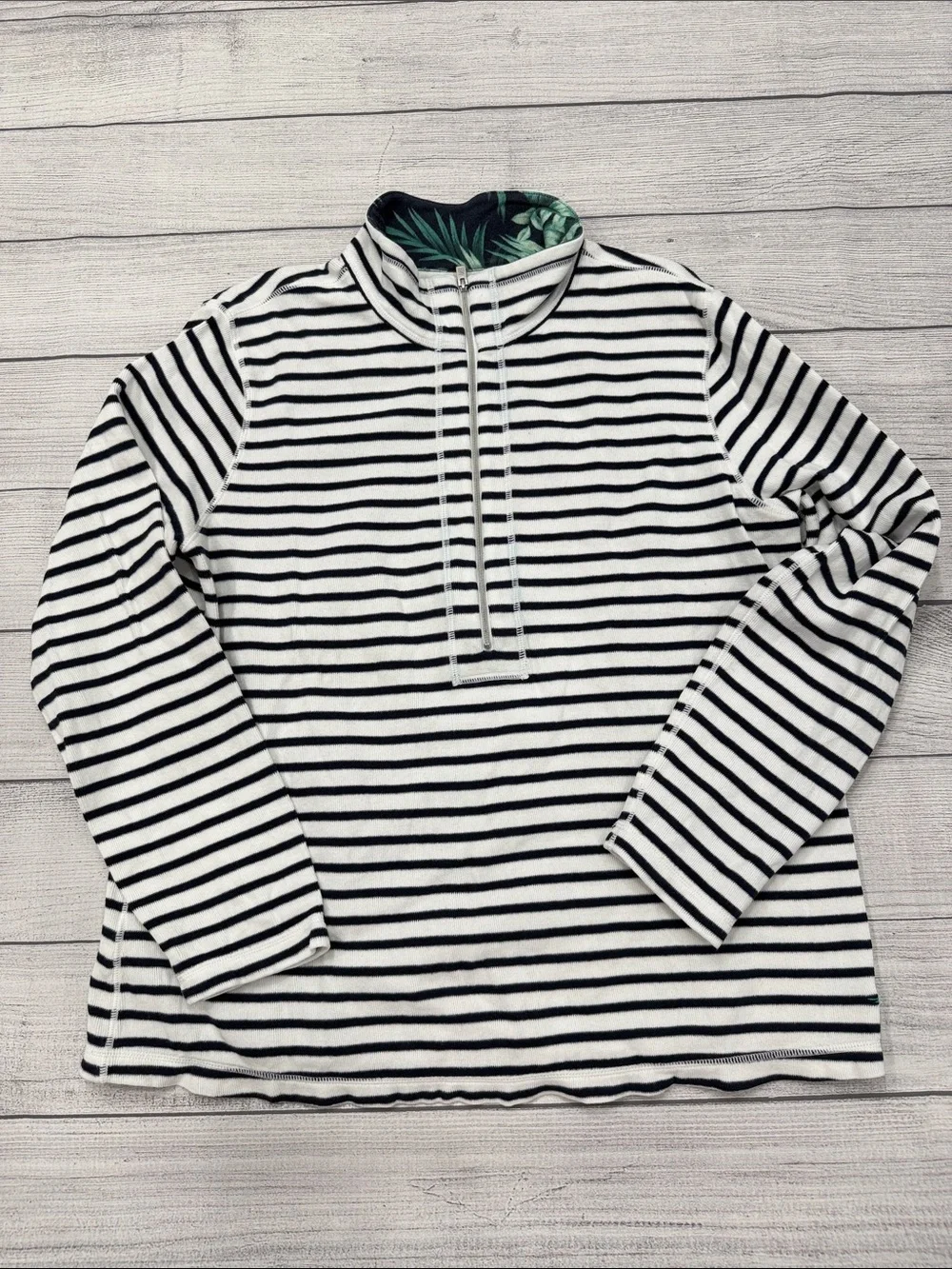 Tommy Bahama Navy & White Striped Quarter-Zip Pullover Tropical Collar Size L - Picture 1 of 5
